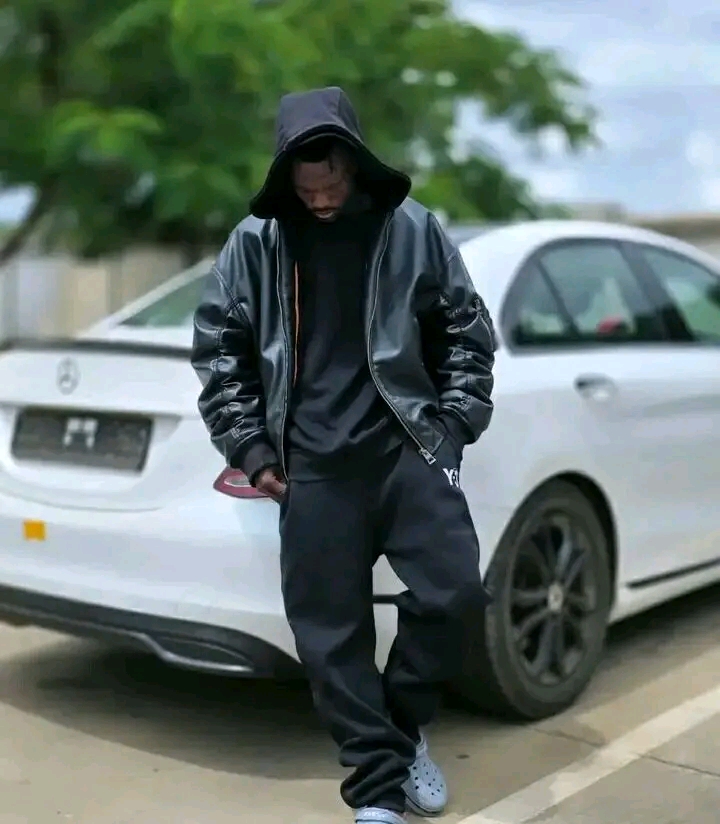 Chile-One-My-Story-Unreleased-Visualizer.mp3